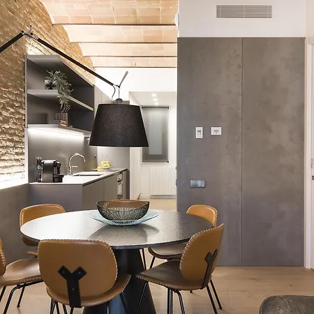 Aspasios Sagrada Familia Apartment *